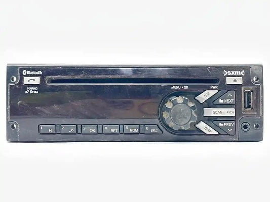Used International 28478914 AM/FM/WB/CD bluetooth radio, photo 1