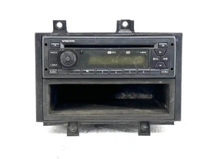 Used Volvo 21753352 AM/FM/WB/CD radio, photo 1
