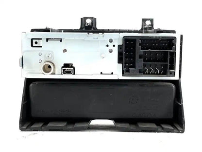 Used Volvo 21753352 AM/FM/WB/CD radio, photo 2