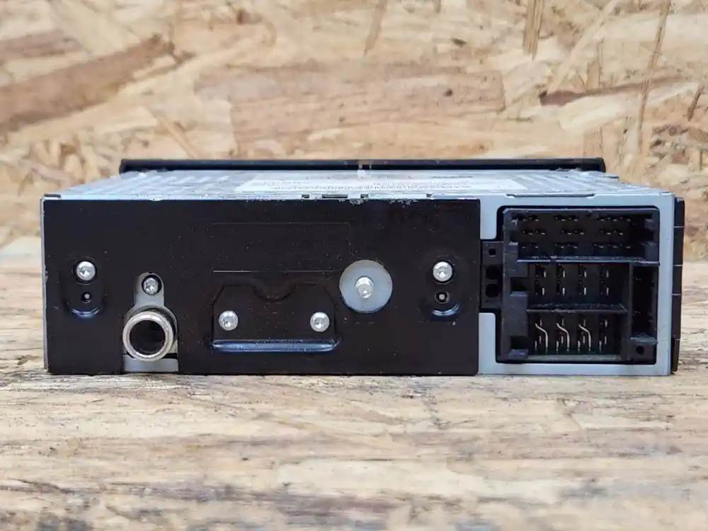 Volvo 21470349 AM/FM/CD radio from 2011 Volvo VNM, used - view 2 of 6