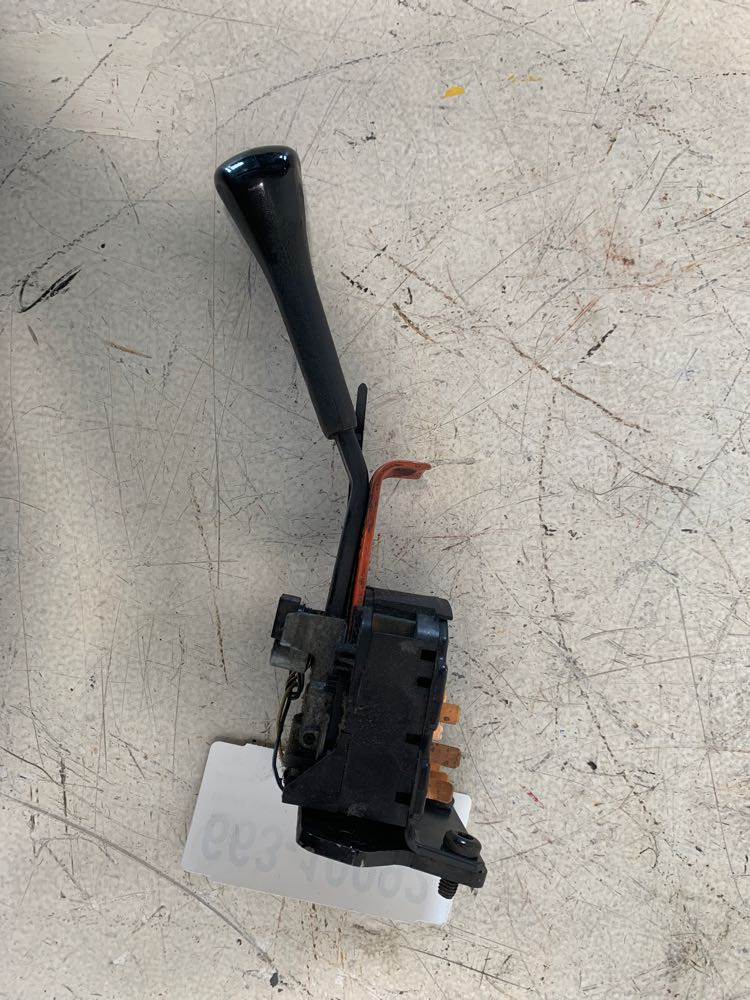 Freightliner A0657916000 turn signal switch from 2012 Freightliner Columbia, used
