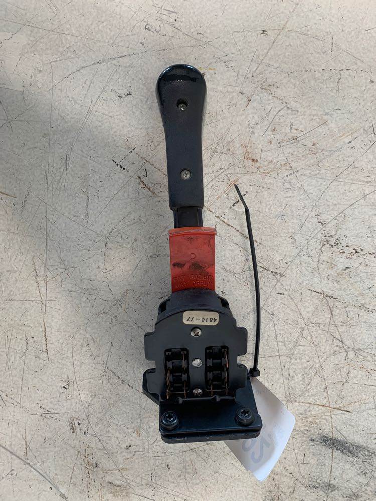 Freightliner A0657916000 turn signal switch from 2012 Freightliner Columbia, used - view 2 of 4