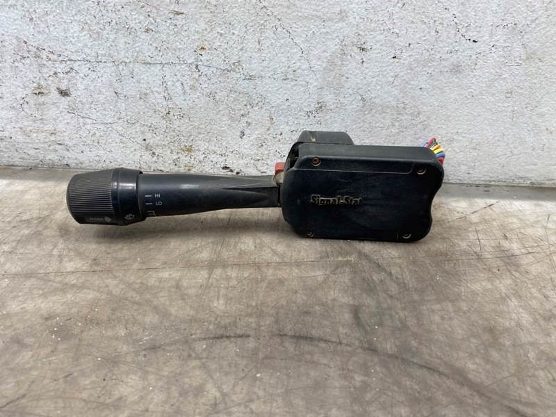 Sterling F8HT13B302BA turn signal switch from 2001 Sterling L9500, used - view 2 of 6