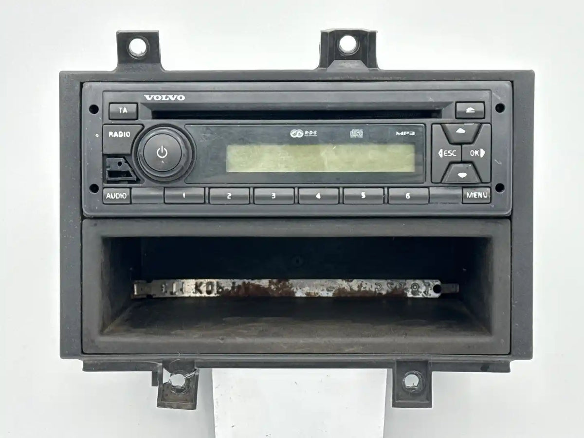 Volvo 28357635 radio from 2014 Volvo VNL, used