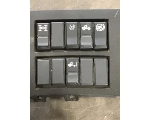 Used Volvo 82756001 dash switch panel, photo 1