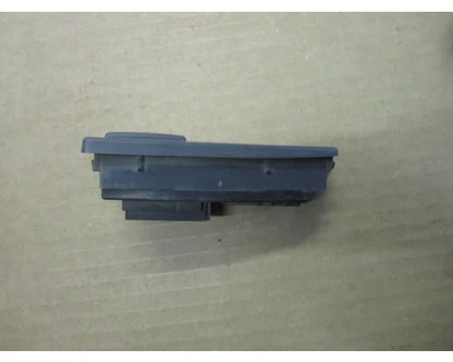 Volvo 20568858 door window switch (RH) from 2006 Volvo VNL, used - view 2 of 5