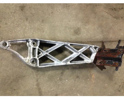 Volvo 20470172 hood latch & bracket from 2006 Volvo VNL, used