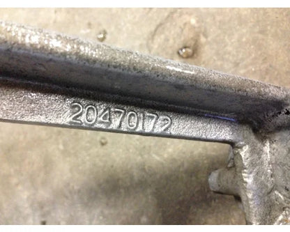 Volvo 20470172 hood latch & bracket from 2006 Volvo VNL, used - view 4 of 4
