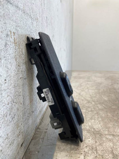 Freightliner 16915482 power window switch (RH) from 2015 Freightliner Cascadia 125, used - view 4 of 7