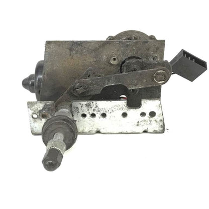 International 230-1002 windshield wiper motor from 2001 International 1652, used - view 4 of 4