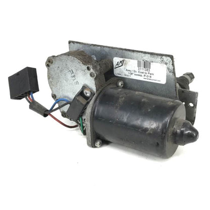 International 230-1002 windshield wiper motor from 2001 International 1652, used
