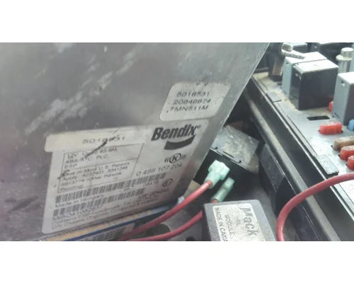 Bendix 20846874 ABS control module, used - view 2 of 2