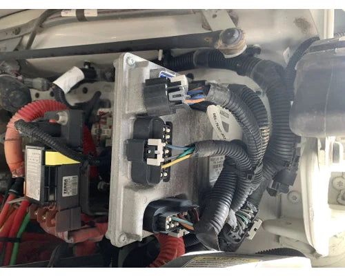 Freightliner 0649824007 bulkhead control module (BHM) from 2011 Freightliner M2 106, used