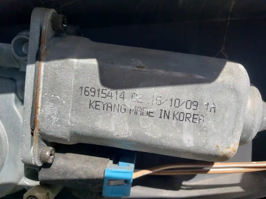 Freightliner 16915414 power window motor (passenger side) from 2011 Freightliner Cascadia 125, used