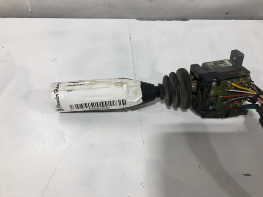 Freightliner 203687 turn signal / column switch from 2005 Freightliner M2 106, used