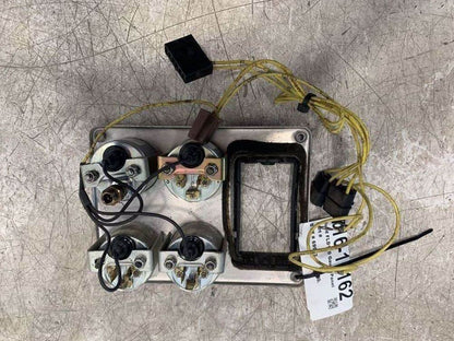 Freightliner 22-32030-001 gauge panel from 2000 Freightliner FLD120, used - view 4 of 4