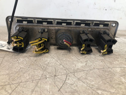 Freightliner 2225266004 switch panel from 1996 Freightliner FLD120, used - view 4 of 4