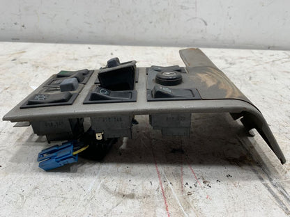 Freightliner 2241355000 switch panel from 1996 Freightliner FL70, used - view 3 of 6