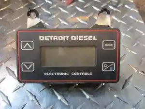 Freightliner 23520772 optimized idle display module from 1998 Freightliner Century Class 120, used