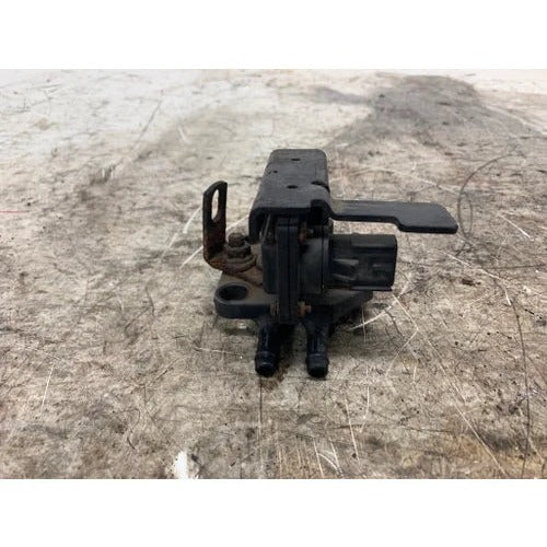 Freightliner 23531964 EGR pressure sensor from 2004 Freightliner Century Class 120, used