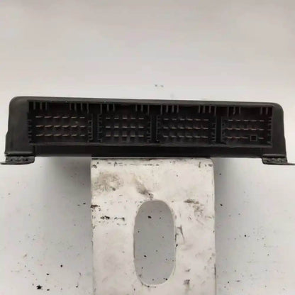Freightliner 4460037550 ABS control module from 2014 Freightliner Cascadia 132, used - view 3 of 4