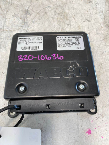 Freightliner 4460046390 ABS control module from 2015 Freightliner Cascadia, used
