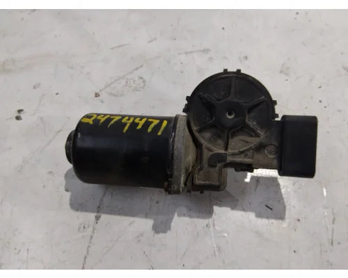 Freightliner 91498-288 windshield wiper motor from 2010 Freightliner Cascadia 125, used - view 2 of 3