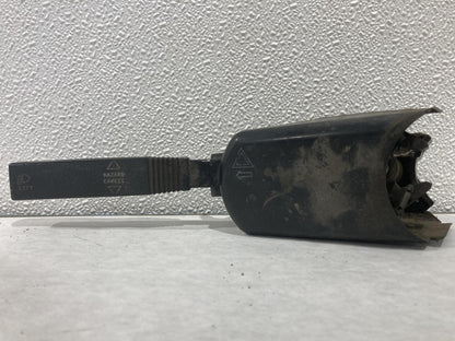 Freightliner 990827A LH turn signal / column switch from 2001 Freightliner FL70, used