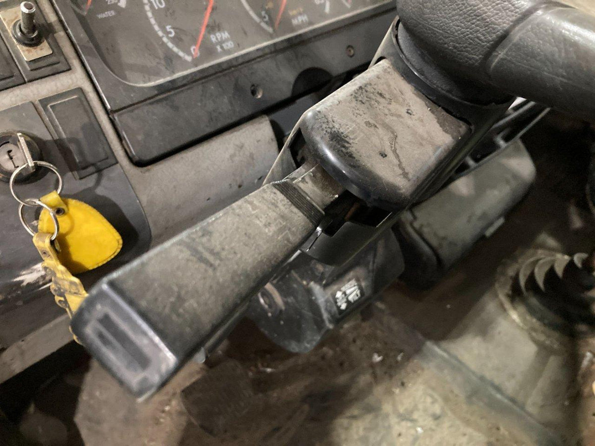 Freightliner 990827A LH turn signal / column switch from 2001 Freightliner FL70, used - view 2 of 2