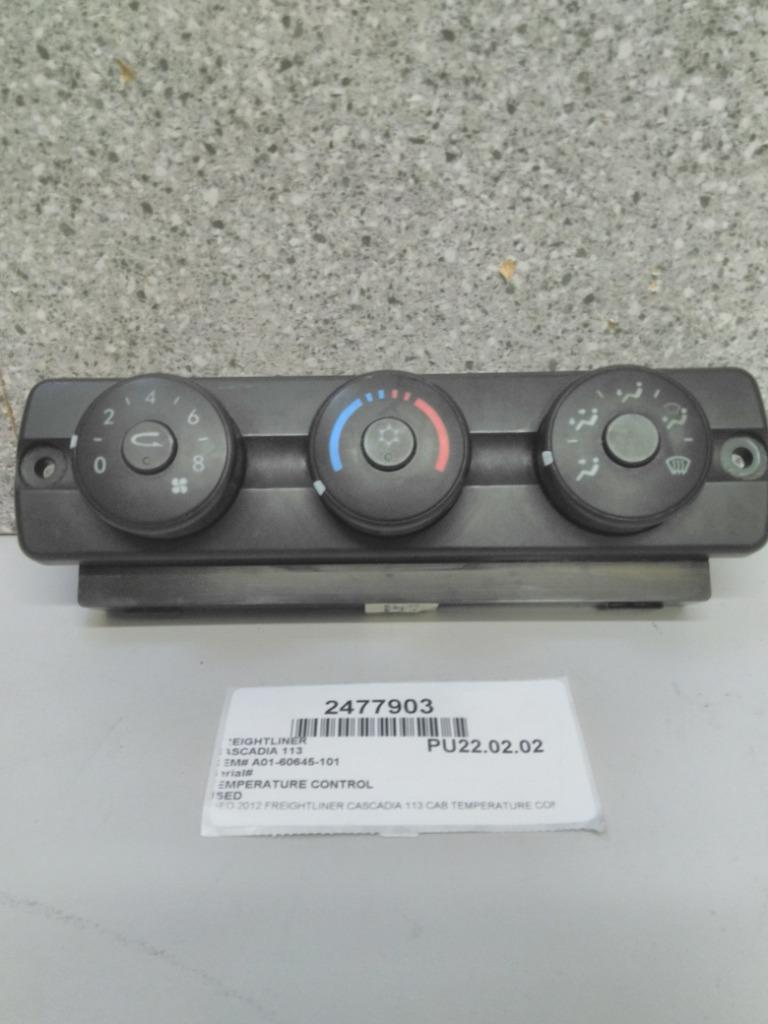 Freightliner A01-60645-101 cab temperature control panel from 2012 Freightliner Cascadia 113, used