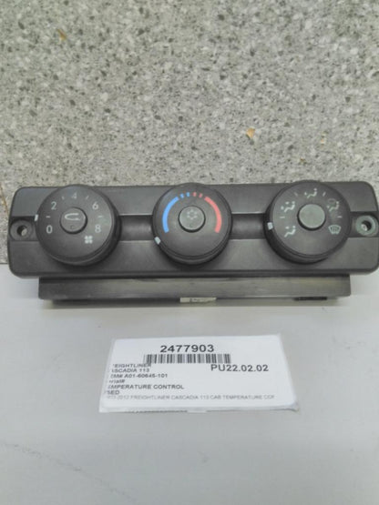 Freightliner A01-60645-101 cab temperature control panel from 2012 Freightliner Cascadia 113, used