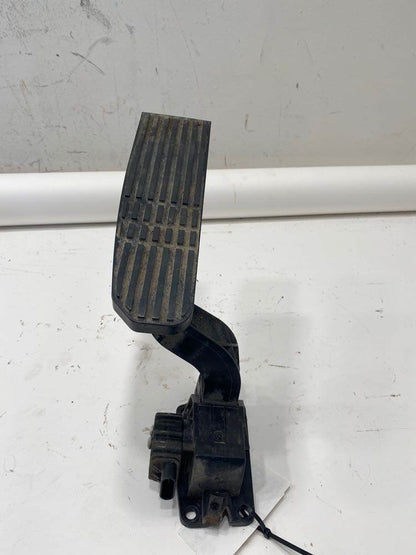 Freightliner A0133070000 throttle pedal assembly from 2015 Freightliner Cascadia, used
