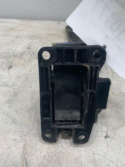 Freightliner A0133820000 throttle pedal assembly from 2015 Freightliner Cascadia, used - view 6 of 6