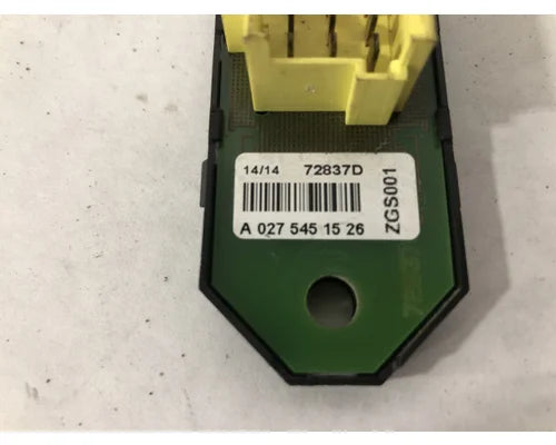 Freightliner A0275451526 electromagnetic filter control module from 2015 Freightliner Coronado 132, used - view 2 of 2