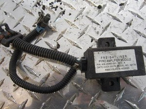 Freightliner A06-23463-001 pyrometer amplifier module from 2006 Freightliner Columbia 120, used