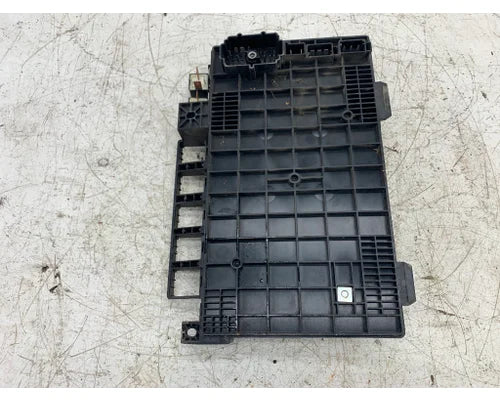 Freightliner A06-24478-002 fuse box / power distribution module from 2001 Freightliner, used