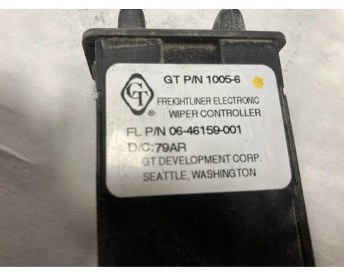 Freightliner A06-46159-001 wiper / washer control switch from 2008 Freightliner Columbia 120, used - view 2 of 2
