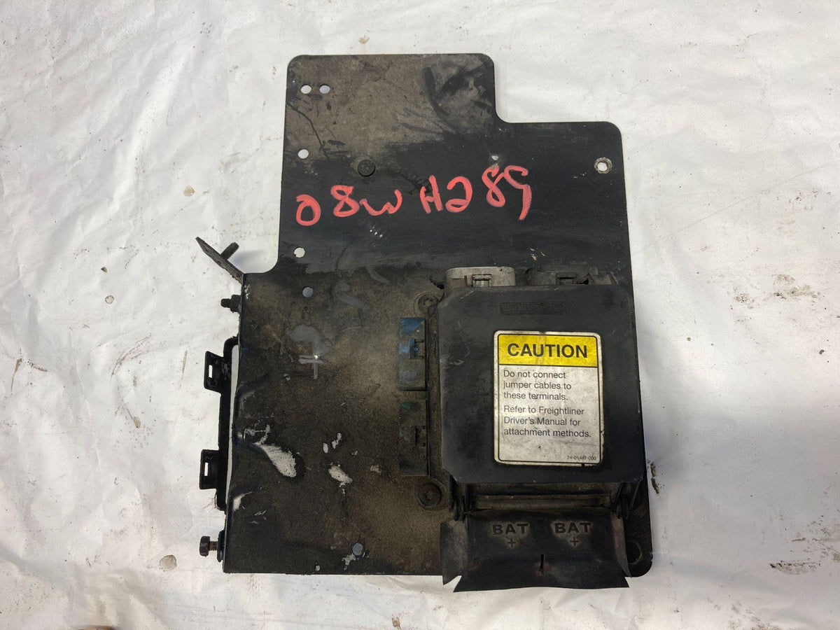 Freightliner A06-46255-012 fuse box from 2008 Freightliner M2 106, used