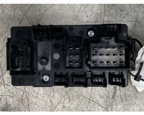 Freightliner A06-60972-003 dash switch panel from 2015 Freightliner Cascadia, used - view 3 of 4