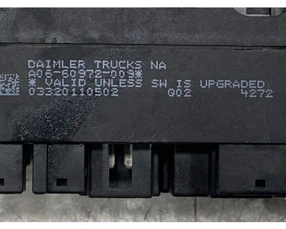 Freightliner A06-60972-003 dash switch panel from 2015 Freightliner Cascadia, used - view 4 of 4
