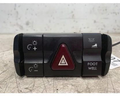 Freightliner A06-60972-004 dash switch panel from 2008 Freightliner Cascadia, used - view 2 of 5