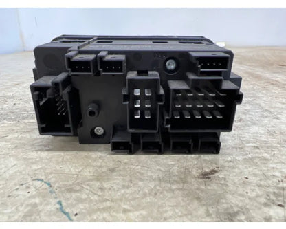 Freightliner A06-60972-010 rocker switch panel (hazard) from 2015 Freightliner, used