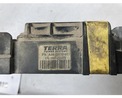 Freightliner A06-72138-003 power distribution box (PNDB) from 2012 Freightliner Coronado, used - view 3 of 3