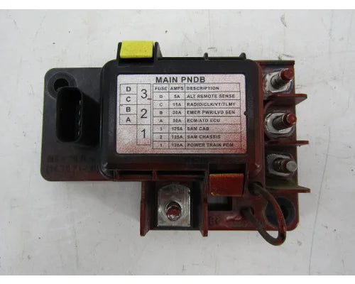 Freightliner A06-72138-010 fuse box / power distribution module from 2014 Freightliner Cascadia, used