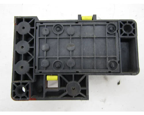Freightliner A06-72138-010 fuse box / power distribution module from 2014 Freightliner Cascadia, used - view 2 of 3