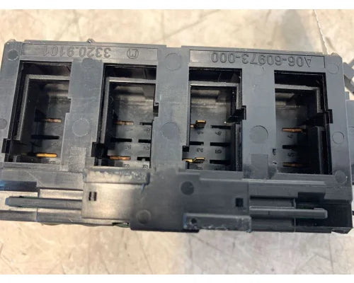 Freightliner A06-73829-003 dash switch panel from 2014 Freightliner Cascadia, used - view 4 of 4