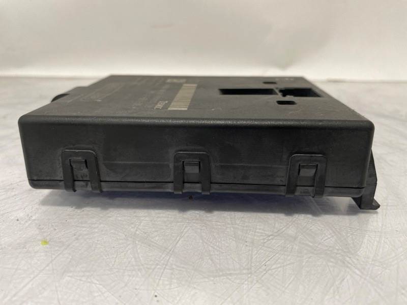 Freightliner A0660974005 cab control module from 2009 Freightliner Cascadia 125, used - view 3 of 5