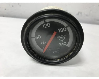Freightliner A22-38906-000 lift axle pressure gauge from 2005 Freightliner M2 112, used