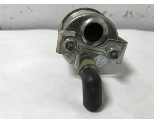 Freightliner A22-38906-000 lift axle pressure gauge from 2005 Freightliner M2 112, used - view 2 of 3