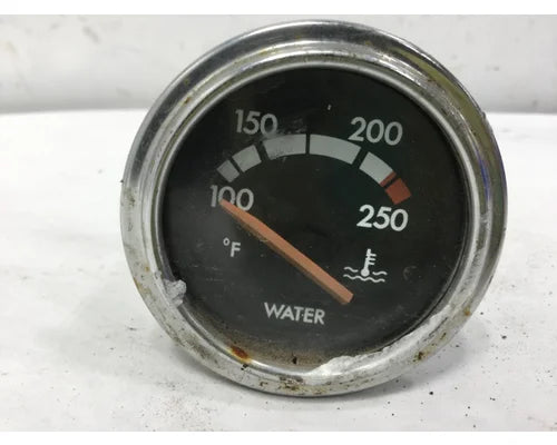 Freightliner A22-39570-000 coolant temperature gauge from 2000 Freightliner FLD120SD, used